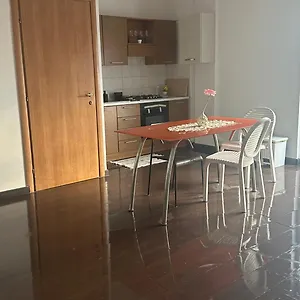  Apartament Heart Trivani